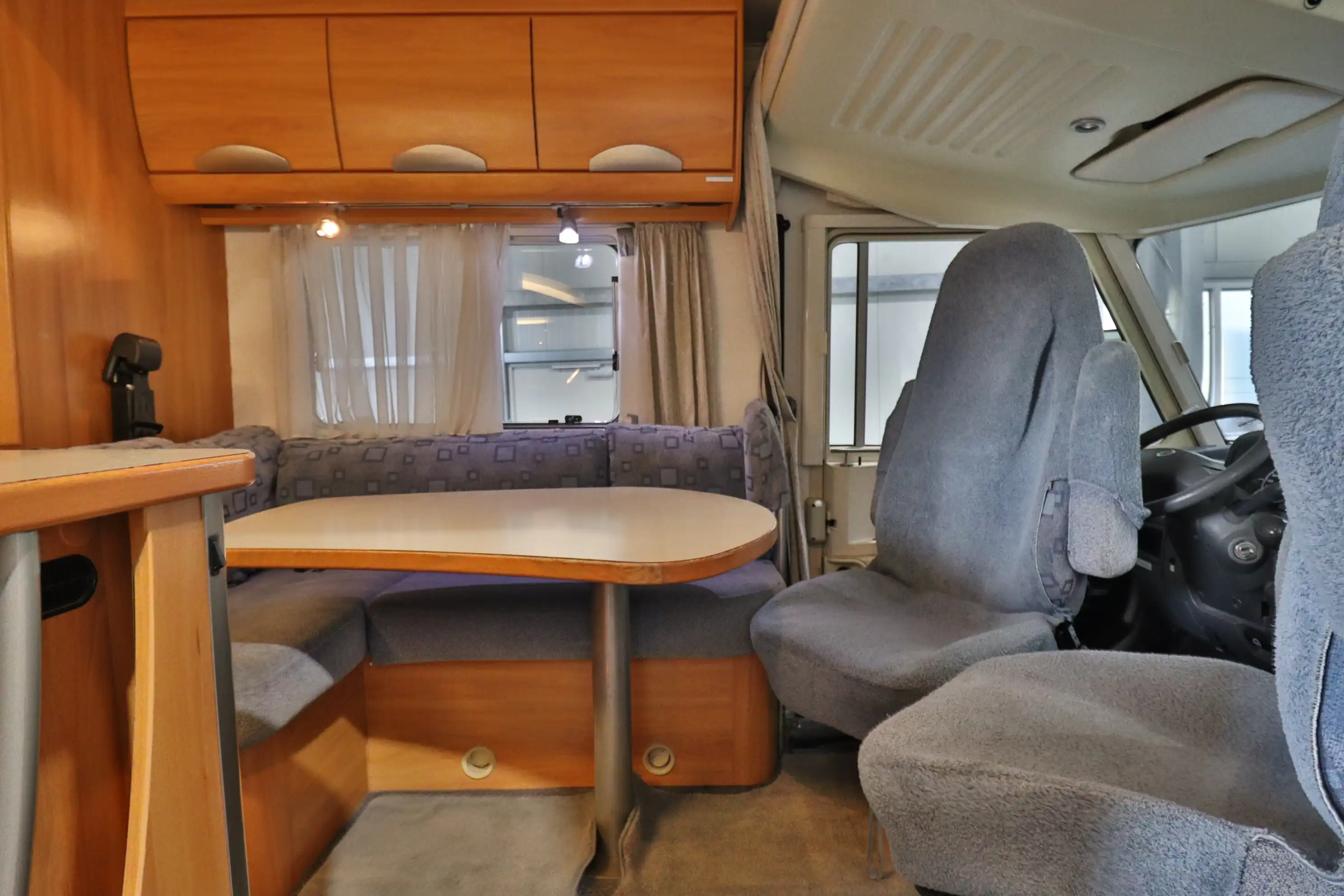HYMER-ERIBA B 524